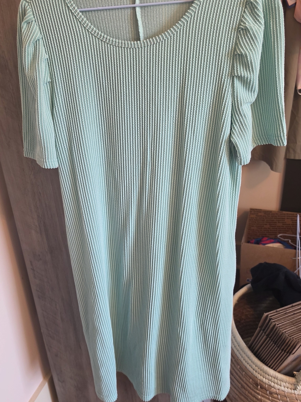 Light Mint Ribbed Scoop-Neck Women's Dress